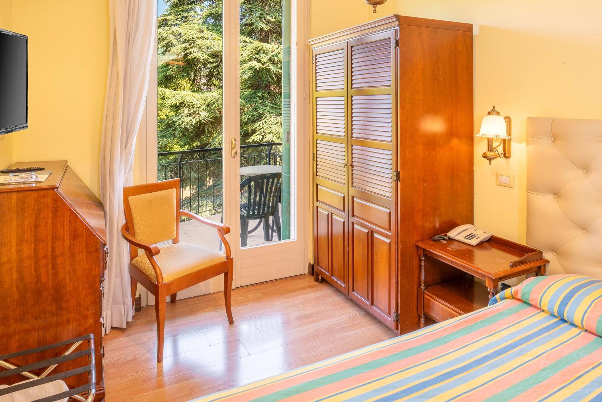 Hotel Palme&Suite Garda  Dış mekan fotoğraf