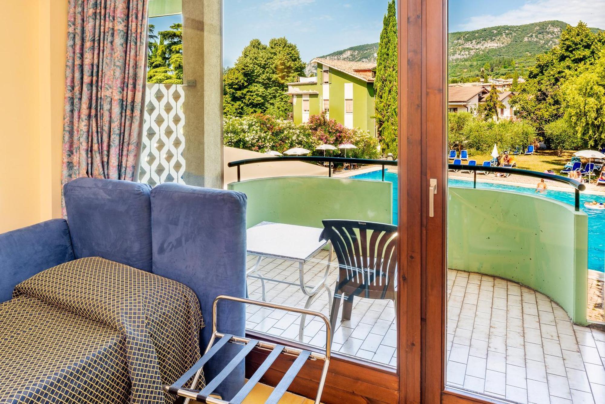 Hotel Palme&Suite Garda  Dış mekan fotoğraf